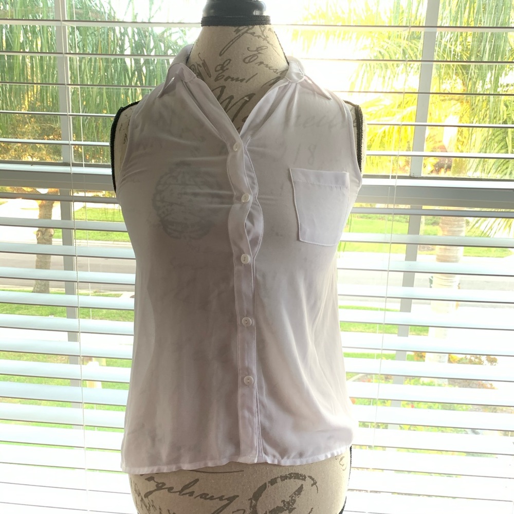 Professional button down Tank